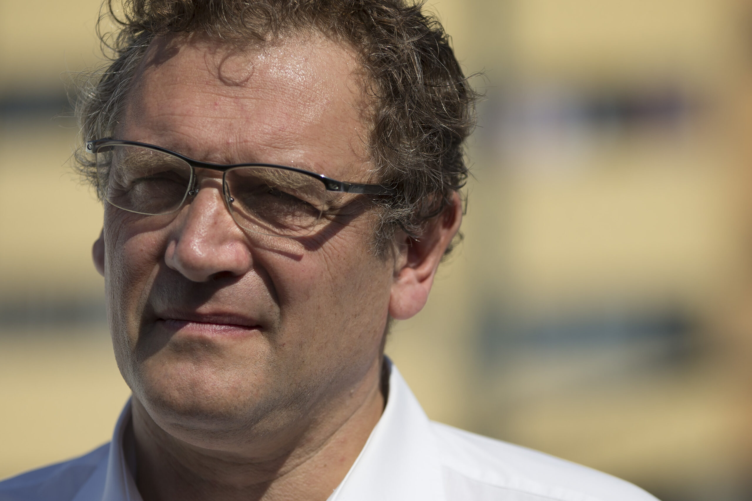 Cafu, Bebeto warn over stadium delays