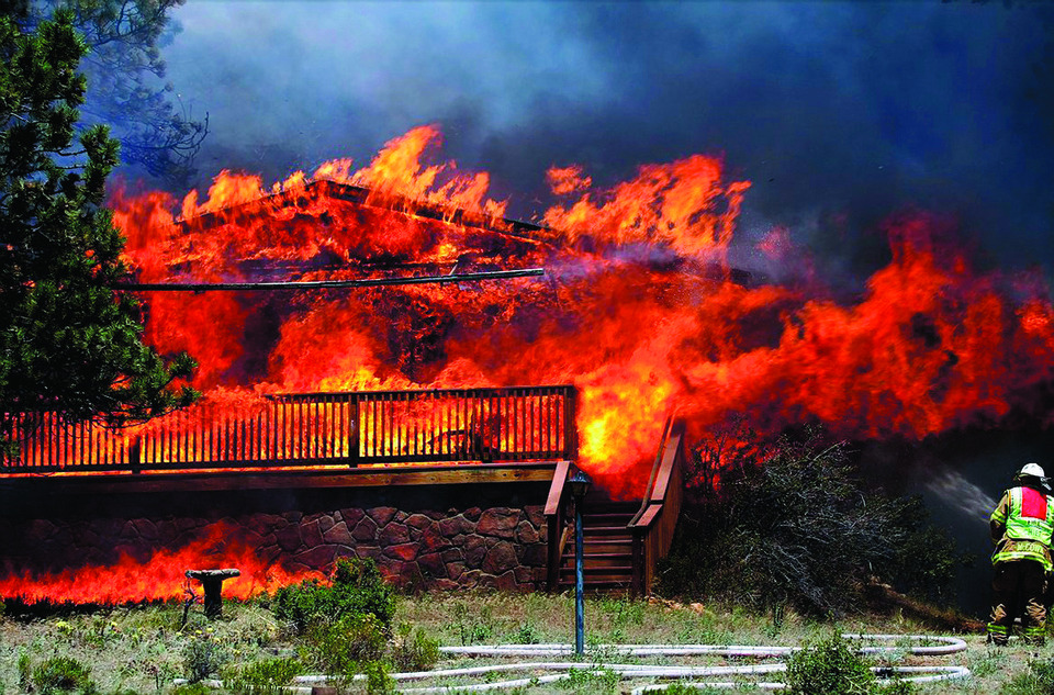 Wildfires threaten summer Rocky Mountain tourism