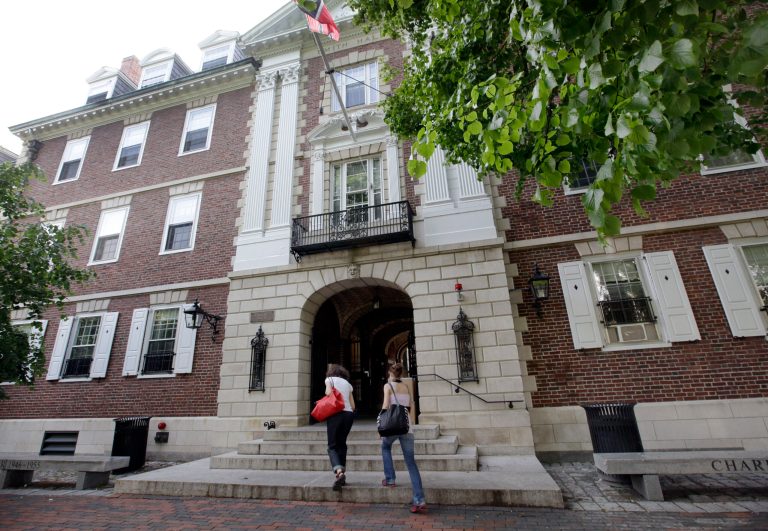 The Harvard University's college blog Campus Reform posted a video of short interviews it conducted of Harvard students on campus last week. The question was simple and straightforward: 