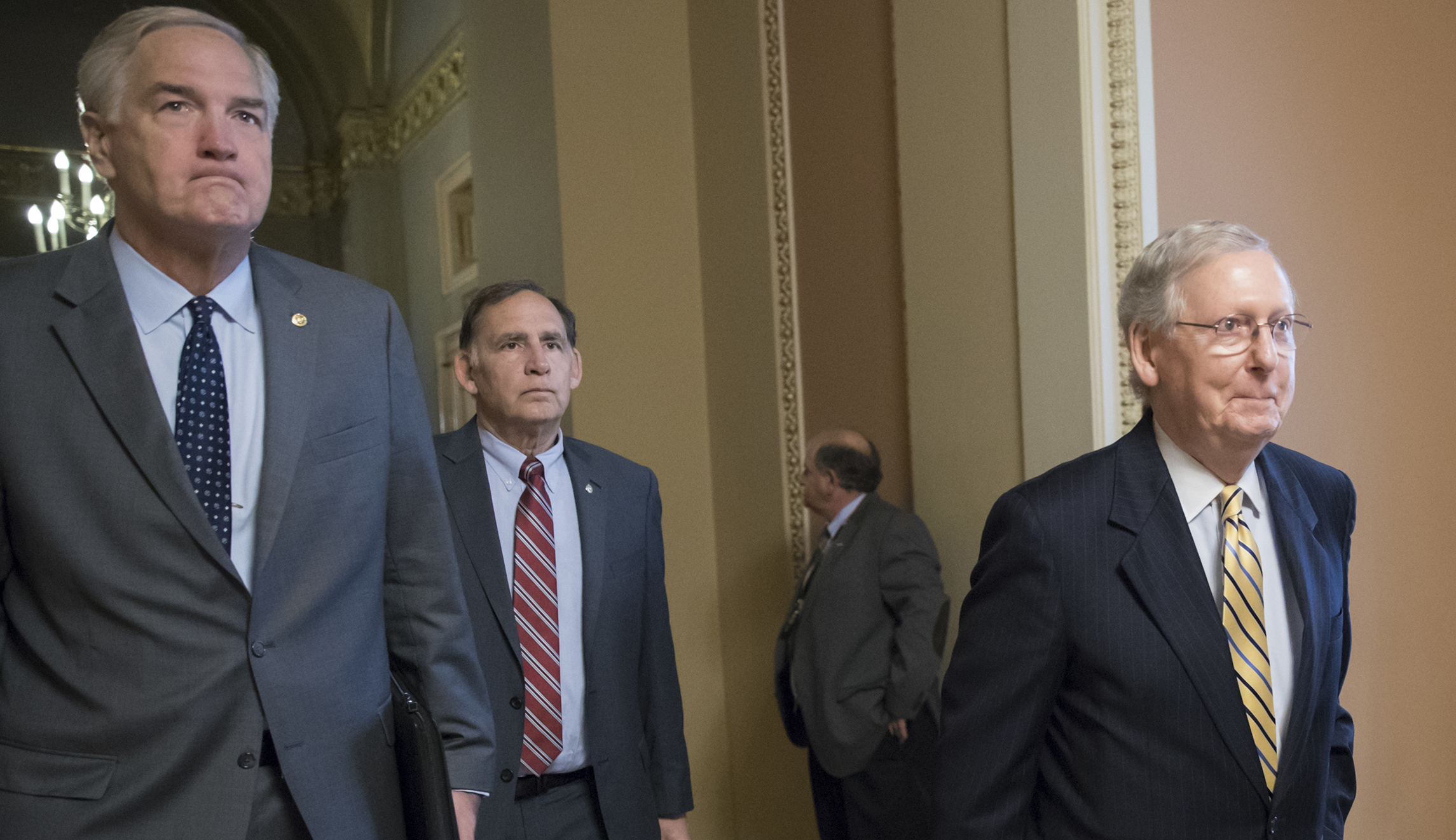 Mitch McConnell’s super PAC floods Alabama airwaves for Luther Strange