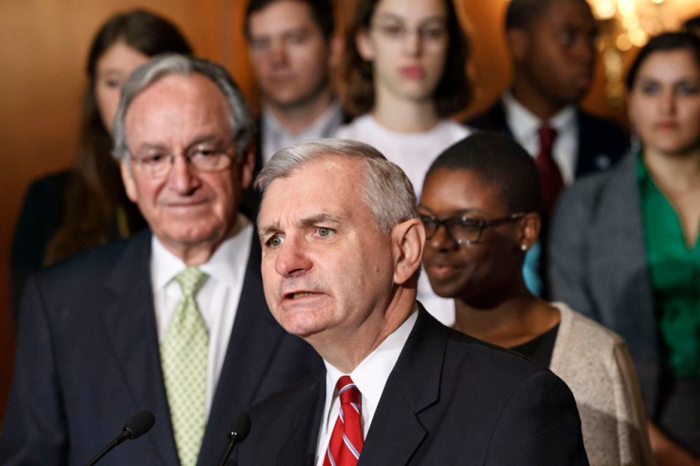 GOP blocks loan freeze, Dems vow retaliation