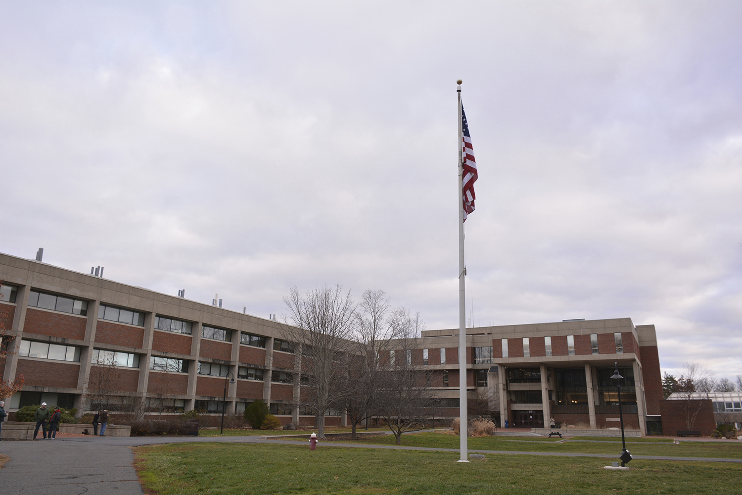 GOP bill defunds schools that ban the American flag
