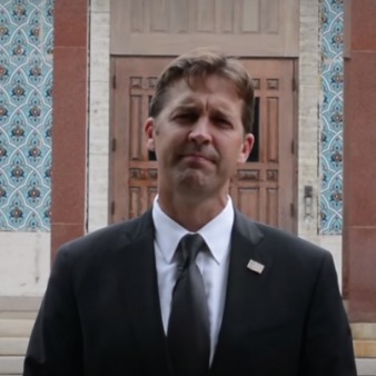 Senator Goes to Iran Embassy to Blast ‘Terrible Deal’