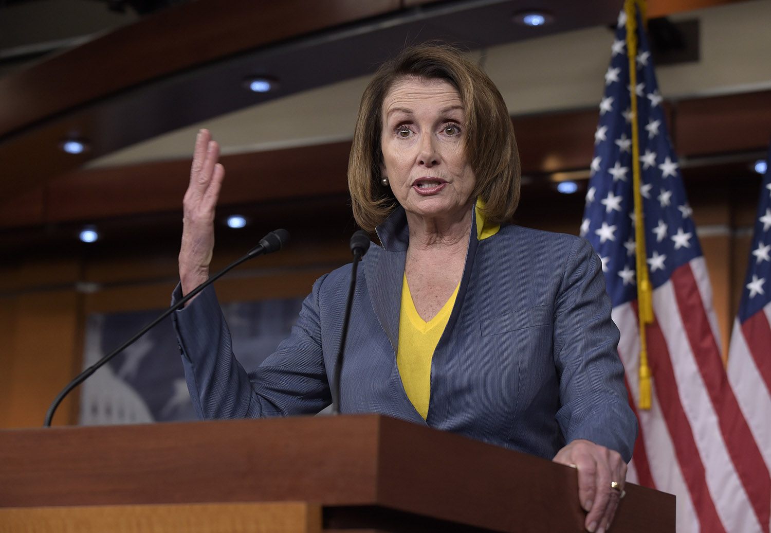 Nancy Pelosi: Trump a ‘rookie president’ over healthcare issues