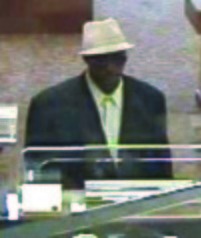 Dapper bandit knocks off BB&T branch