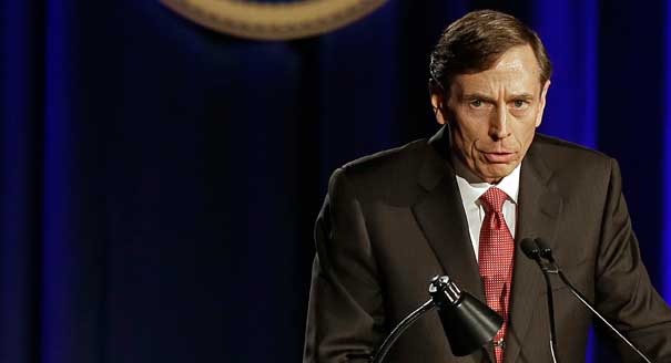 Politico: Petraeus calls on Congress to back White House on Syria