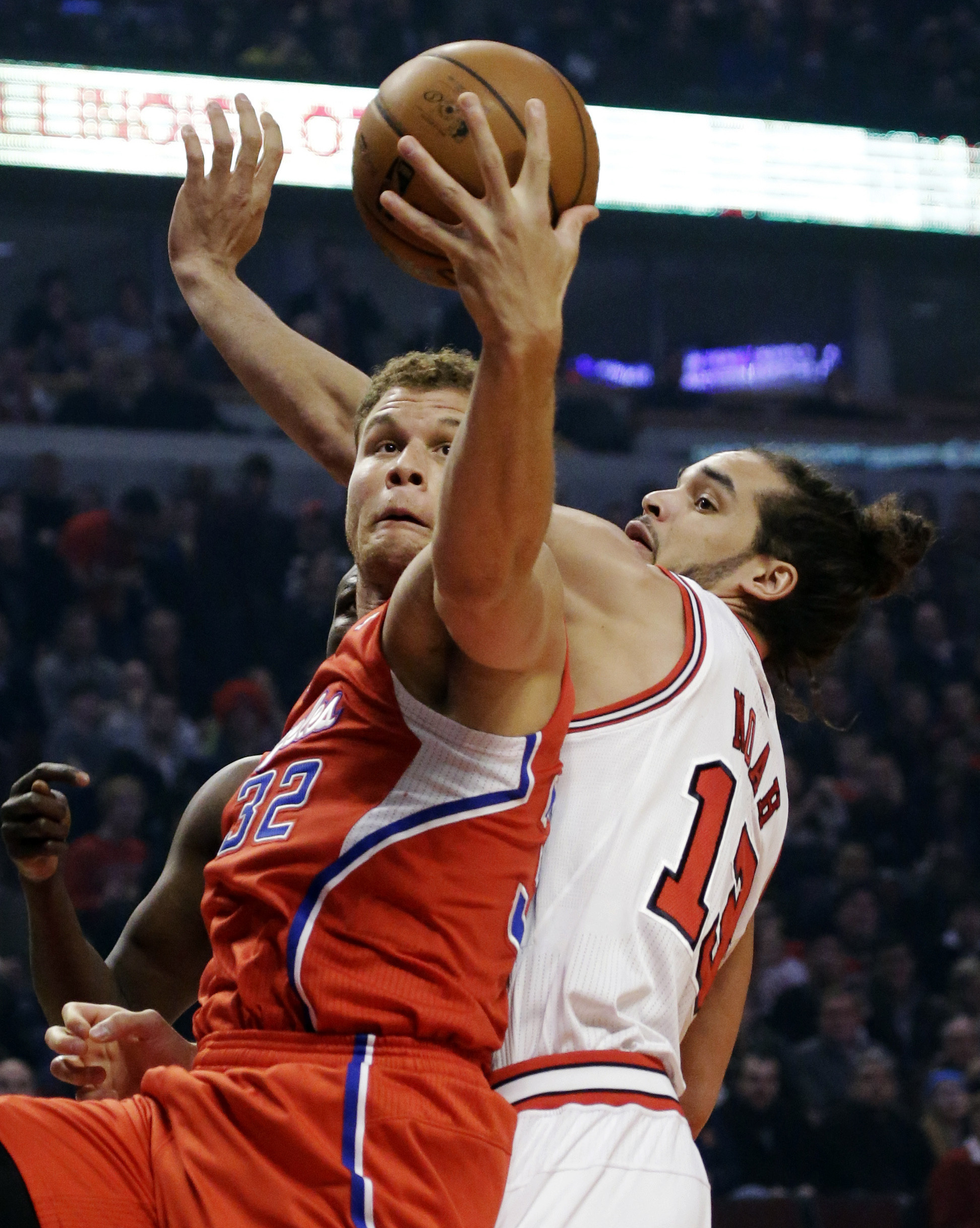 Griffin leads streaking Clippers past Bulls 94-89