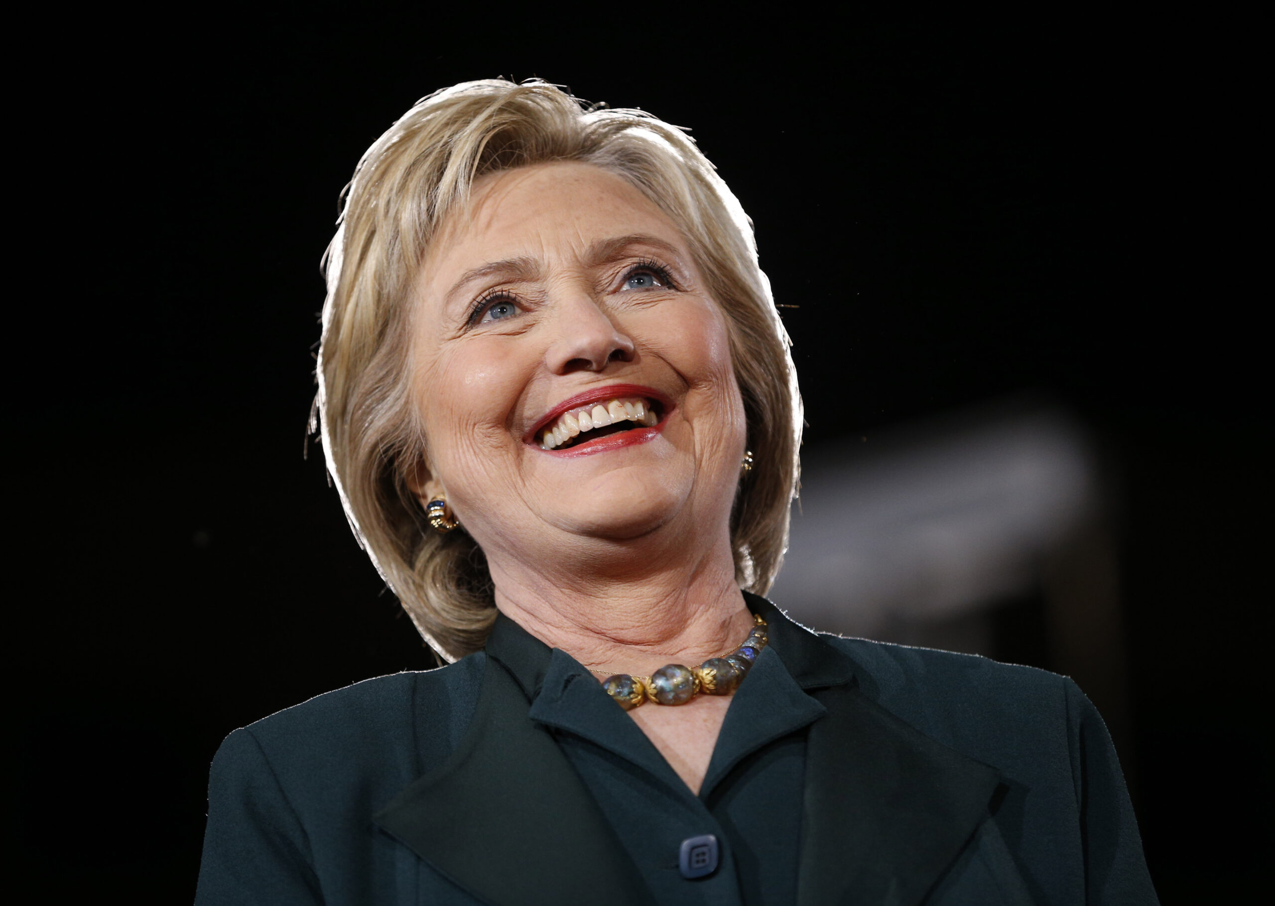 Hillary Clinton makes a cameo on ‘Scandal’ set