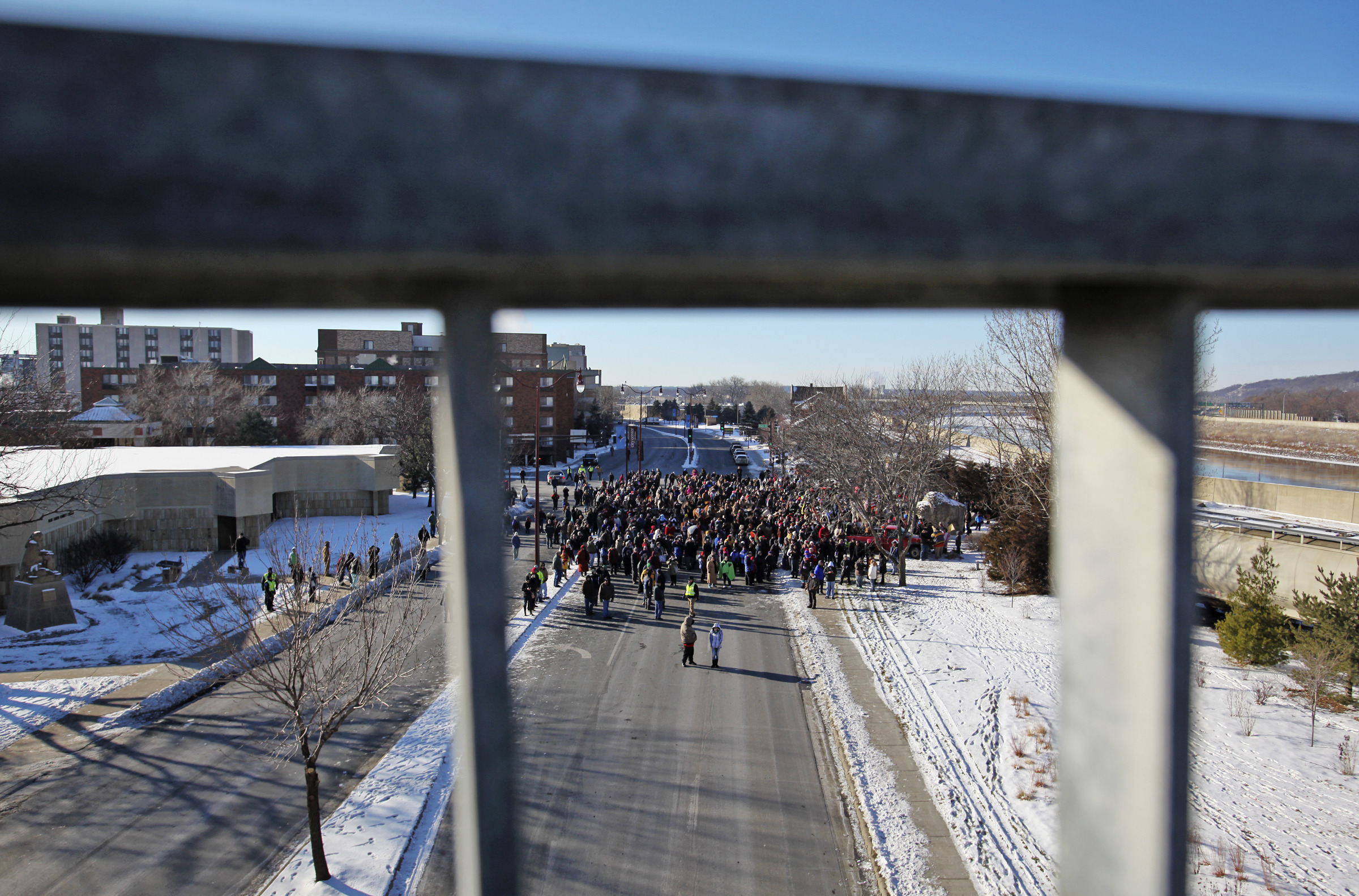 Memorial to 38 hanged Dakota men unveiled in Minn.