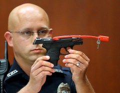 Internet trolls hijack George Zimmerman gun auction