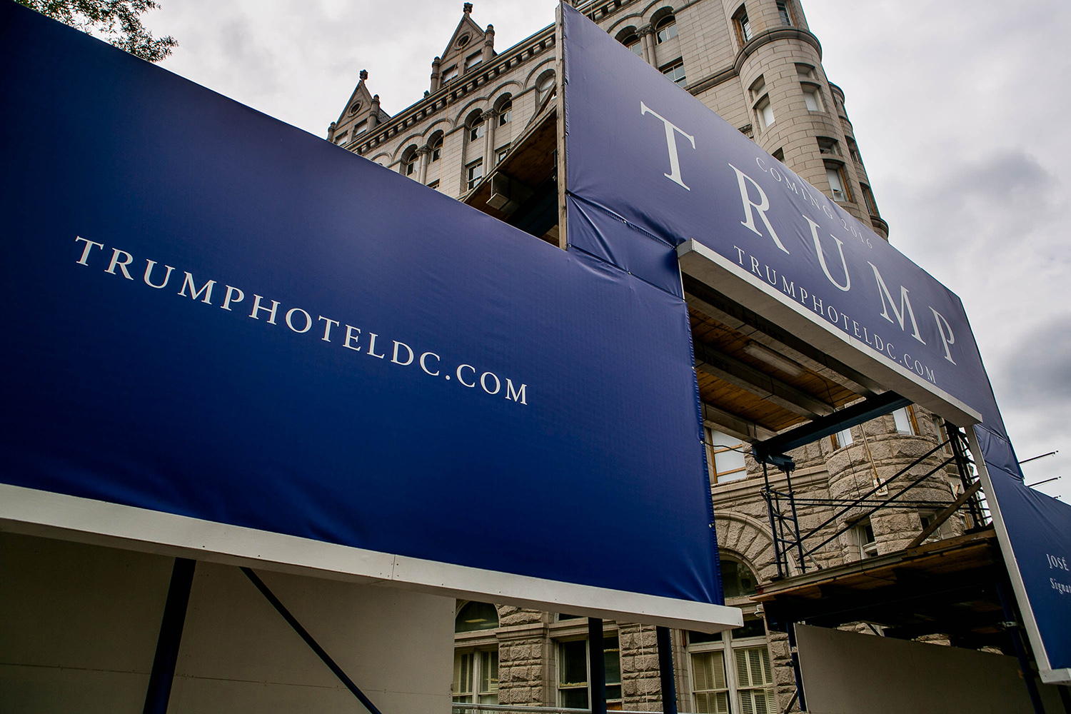 DC Trump hotel vandalized with ‘Black Lives Matter’ graffiti