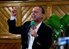 Democrat: Trump might as well build a ‘big statue of a middle finger pointed’ at Mexico
