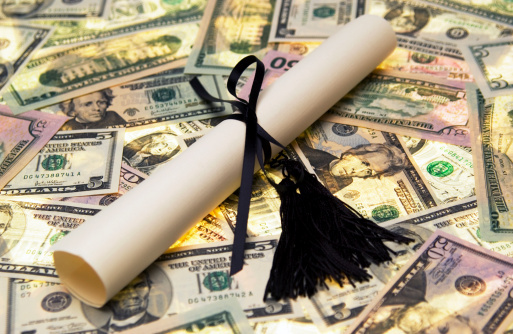 Students from six high schools in the District have received full college scholarships from the Bill and Melinda Gates Foundation. (Photo: Thinkstock)