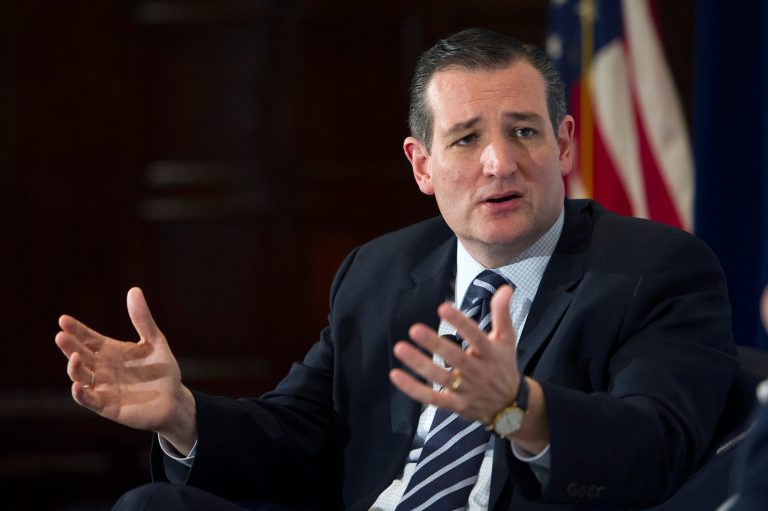 Republican presidential candidate Sen. Ted Cruz, R-Texas speaks at the U.S. Hispanic Chamber of Commerce (USHCC) meeting, Wedneday, April 29, 2015, at the National Press Club in Washington. (AP Photo/Cliff Owen)