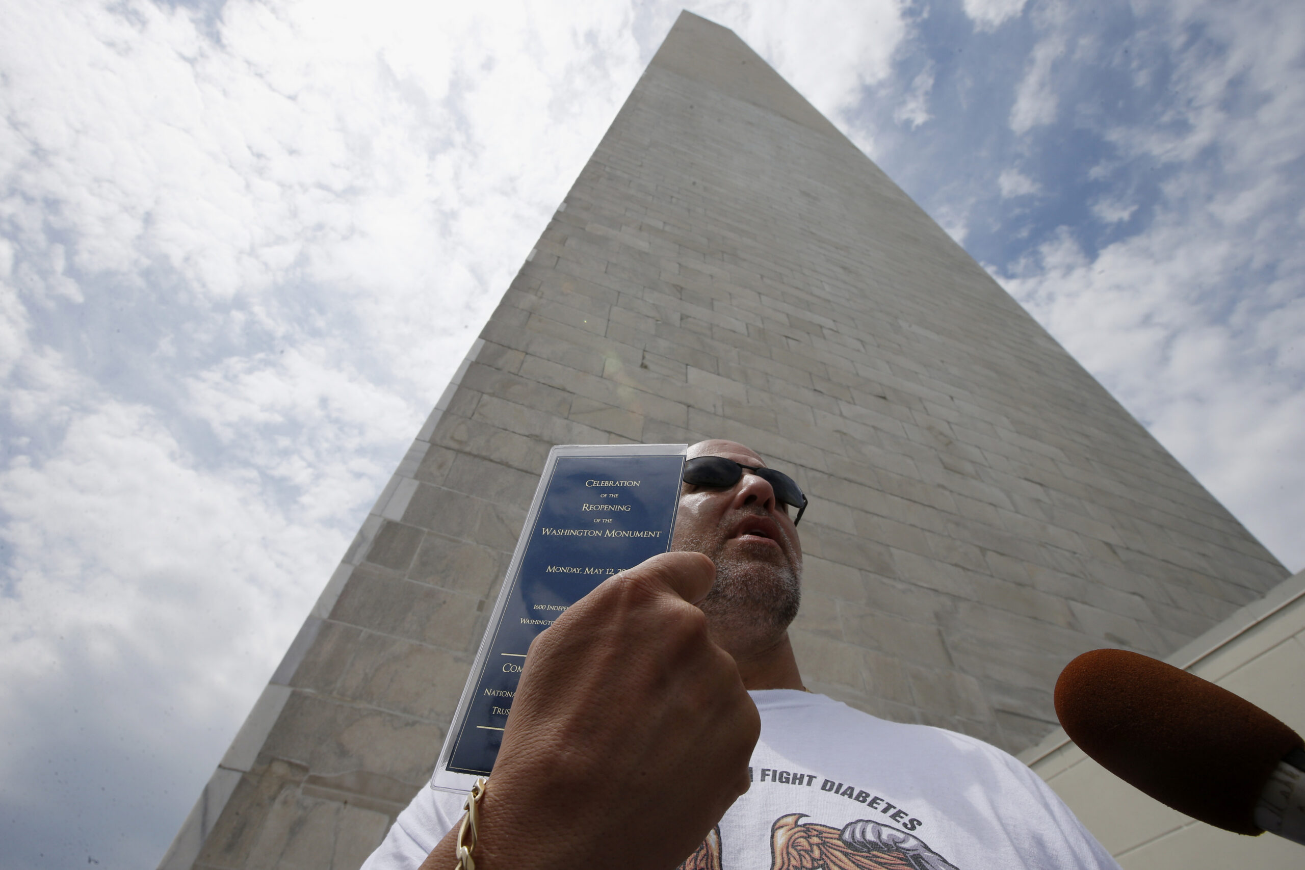 Washington Monument reopens after earthquake
