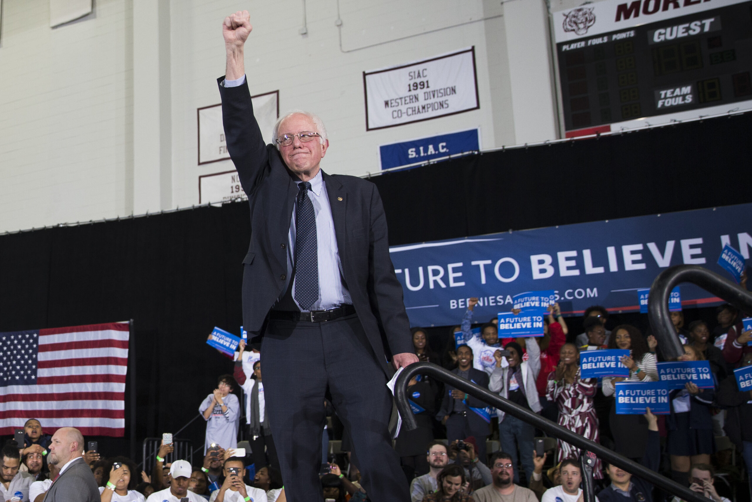 Sanders leads Clinton nationally for first time in new Fox poll