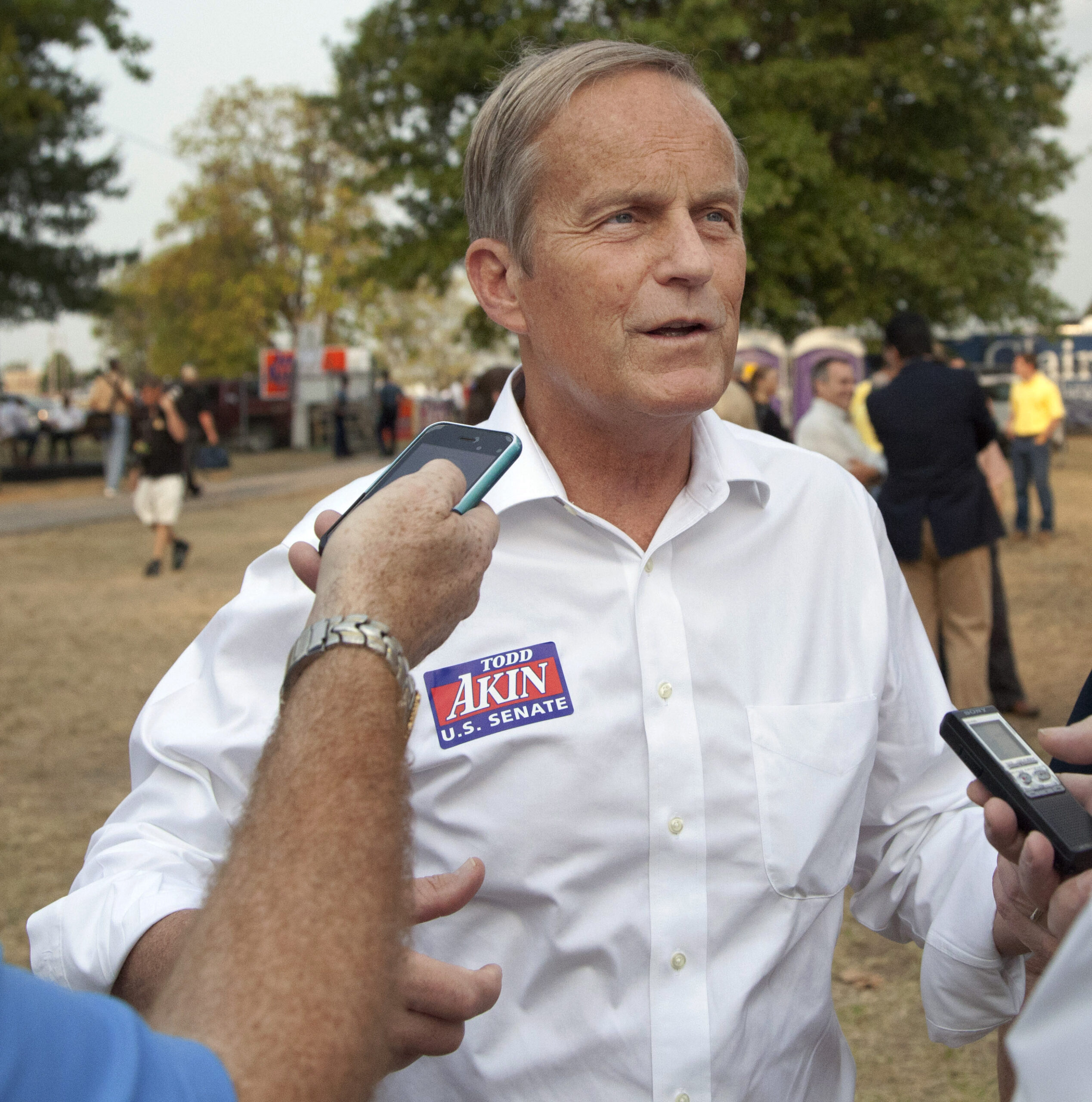 Akin mess creates interesting dilemma for Dems in Missouri