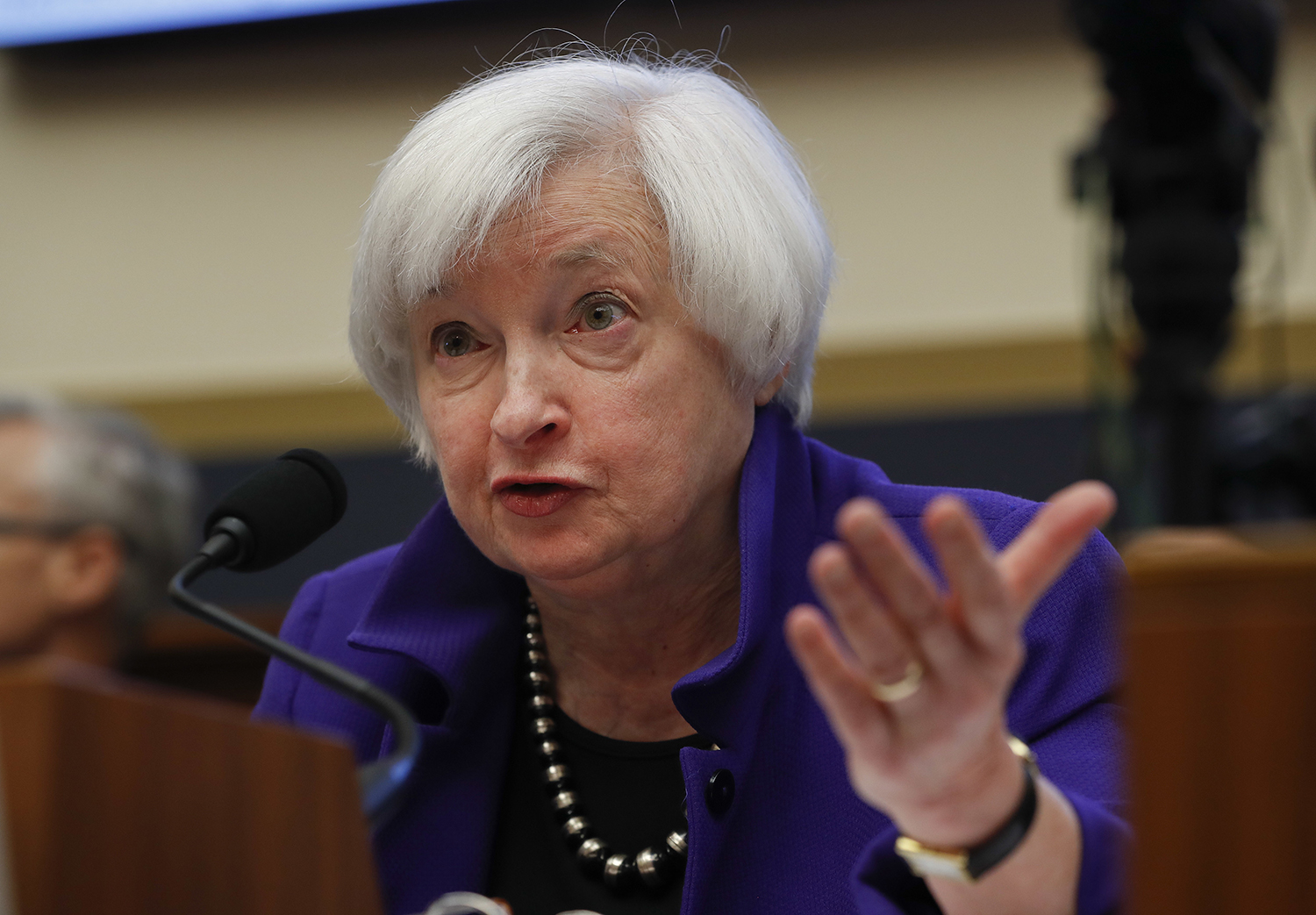 Yellen flummoxed by accusations of partisanship