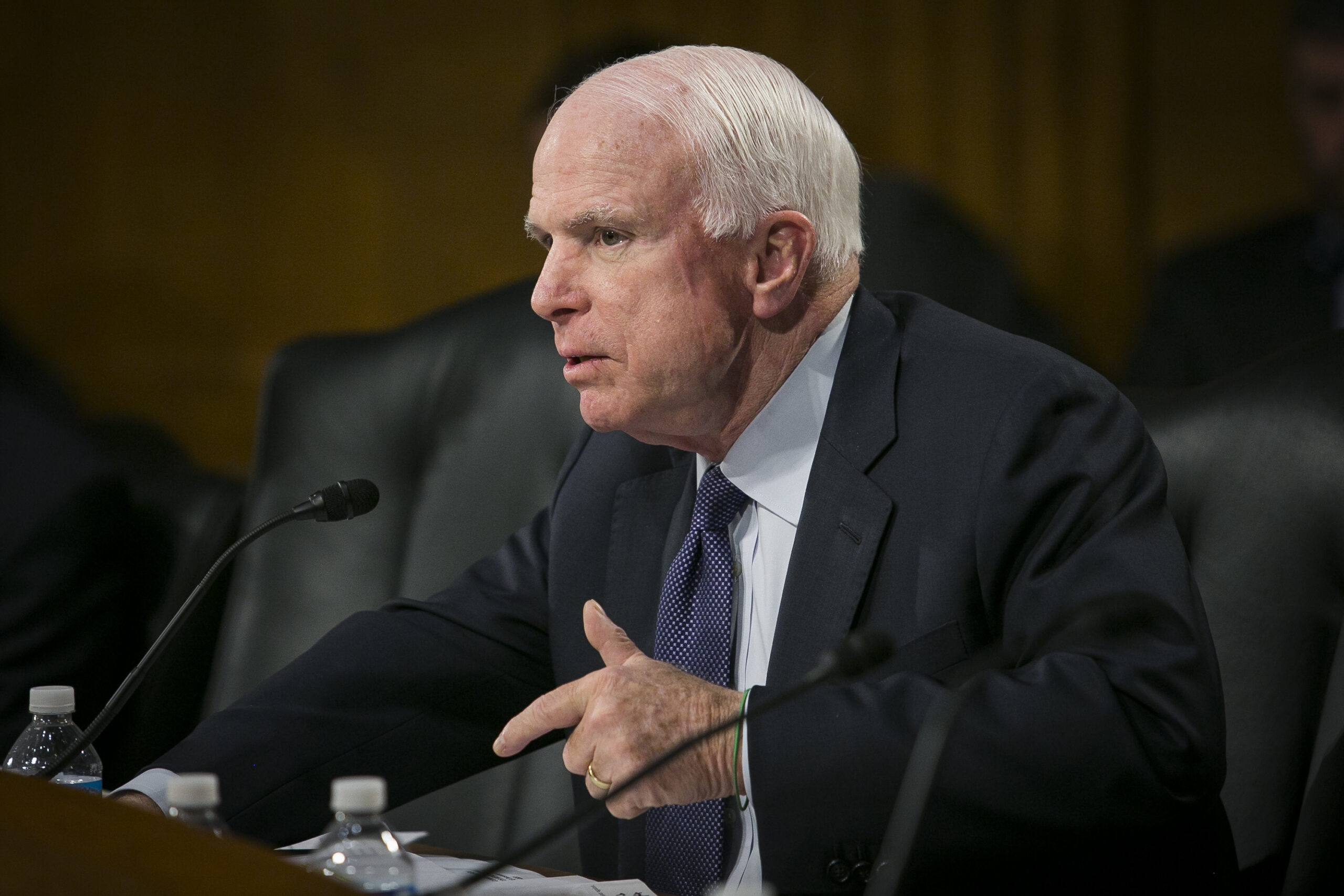 McCain calls for more U.S. involvement as Iraqis retake Ramadi