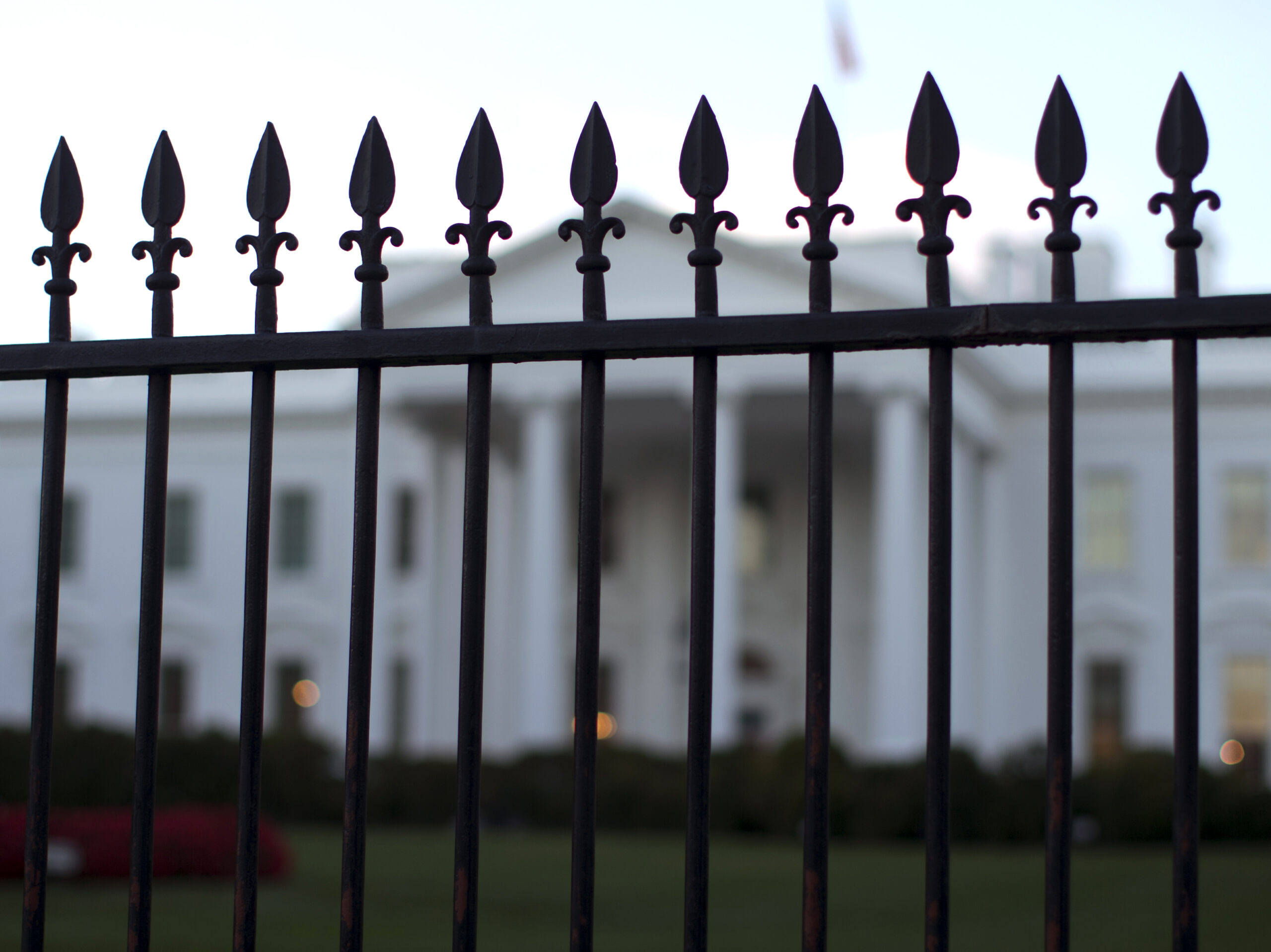 Report: White House fence jumper sentenced to 17 months