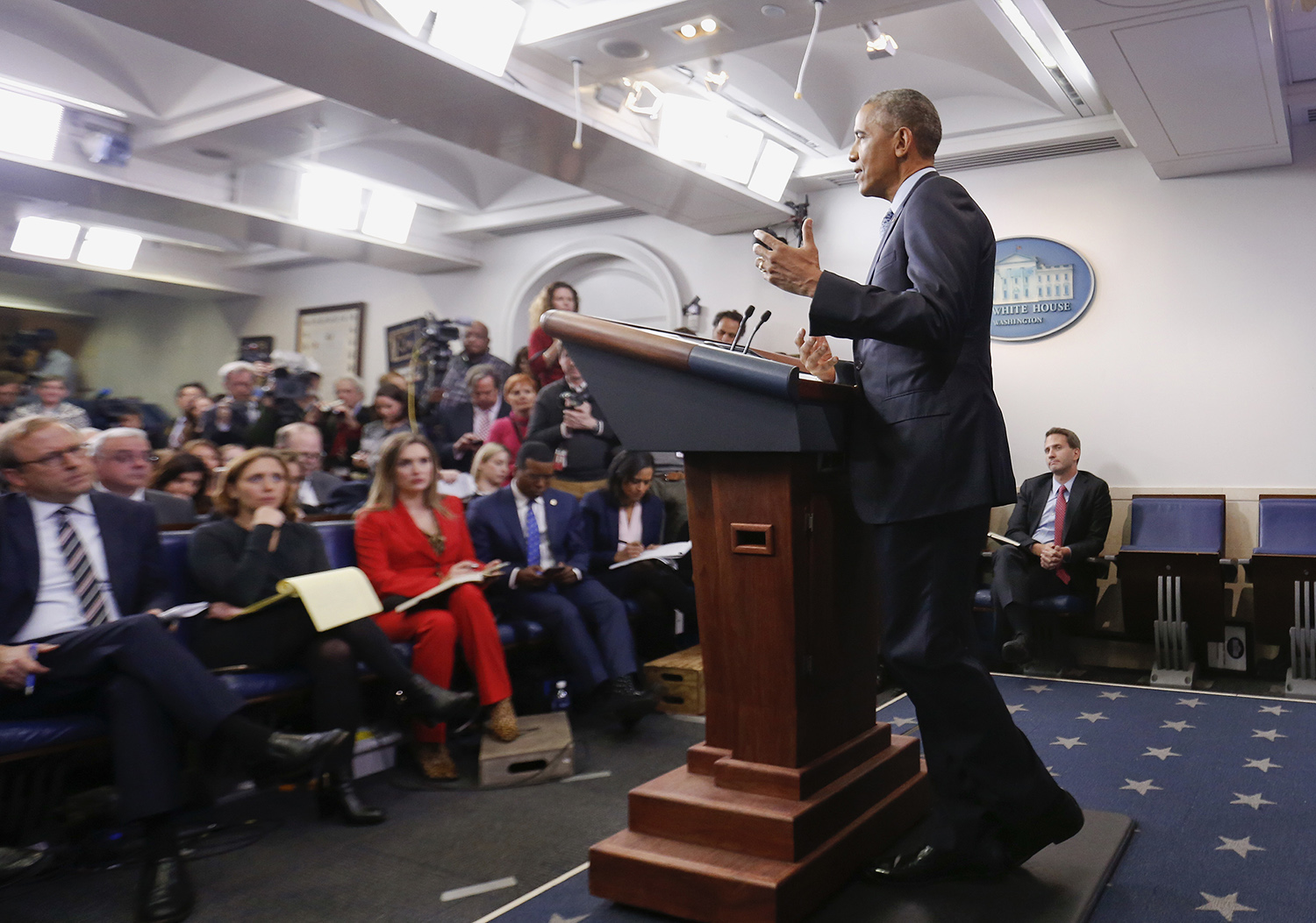 Media yearn for Obama as Trump takes over