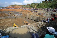 Illegal Colombia mine collapse: 3 dead