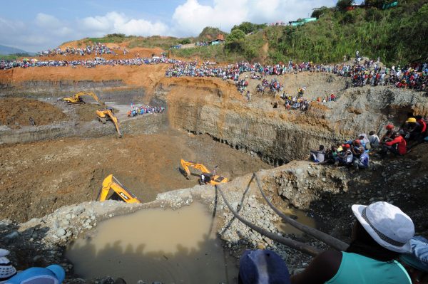Illegal Colombia mine collapse: 3 dead