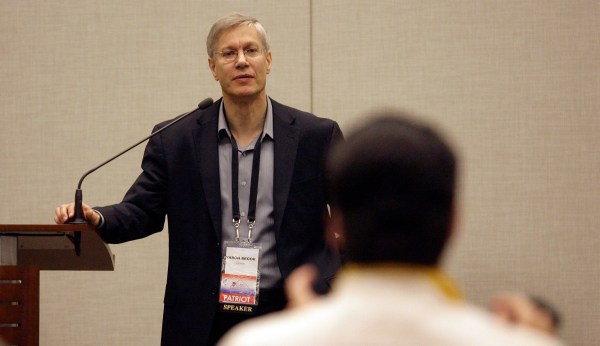 Antifa mob shuts down Yaron Brook event at London college