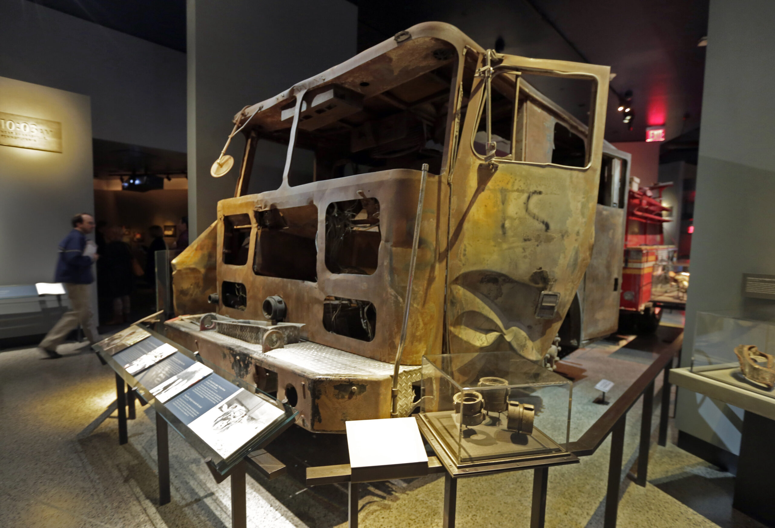 Obama, 9/11 kin, survivors due at museum ceremony