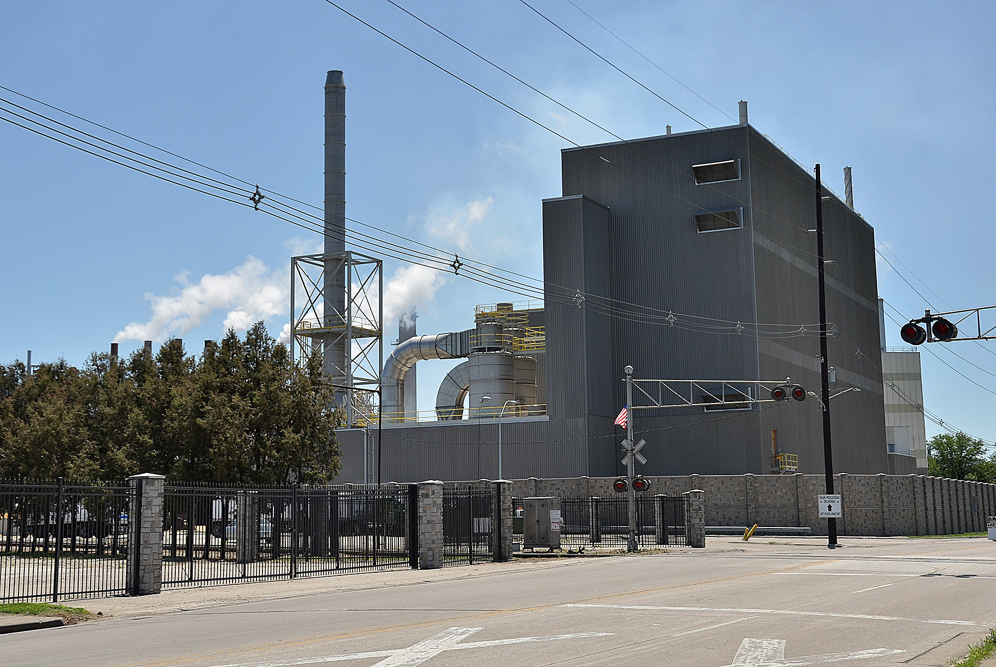 Iowa high court reinstates major pollution lawsuit