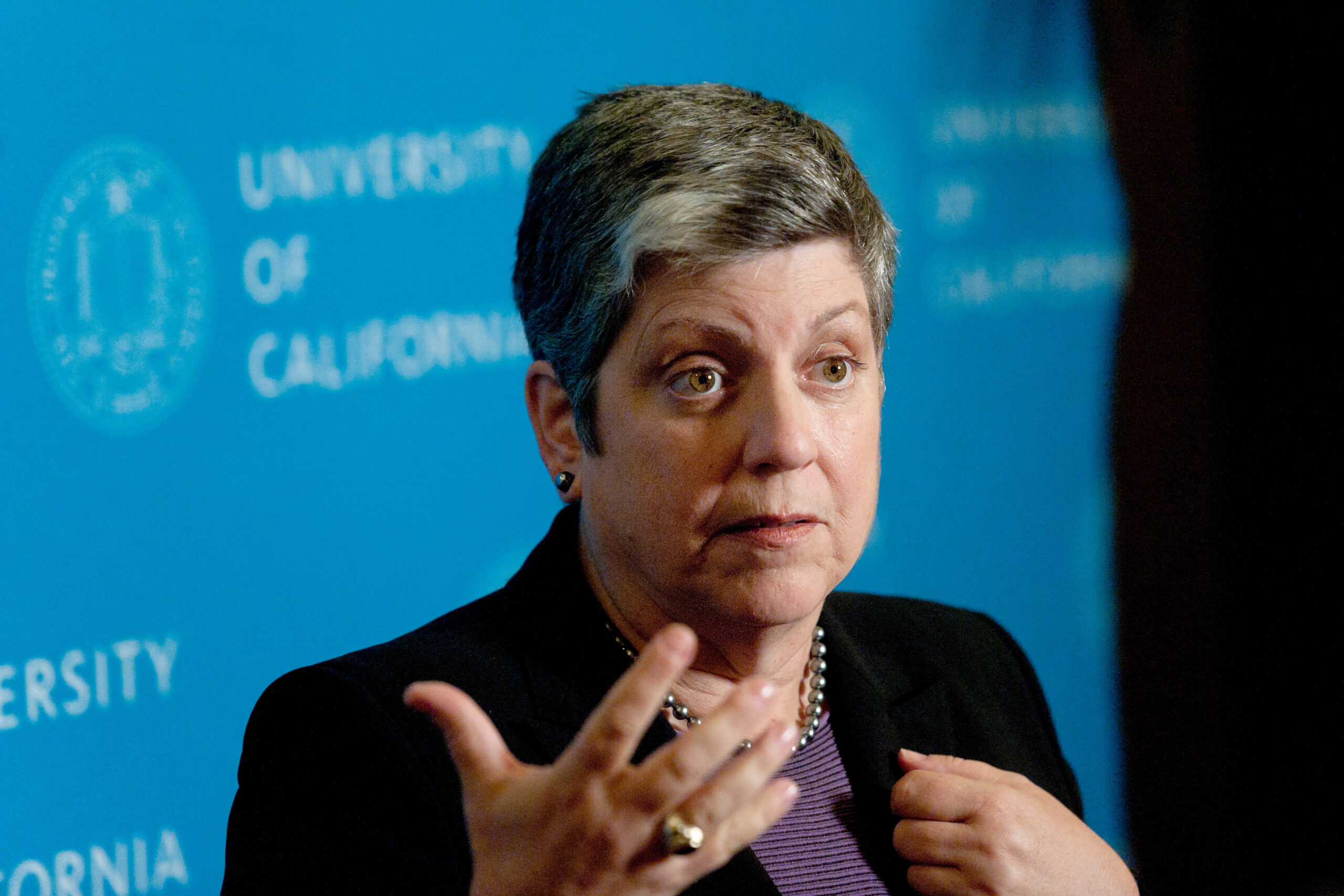 $5m pledged to aid students living in US illegally