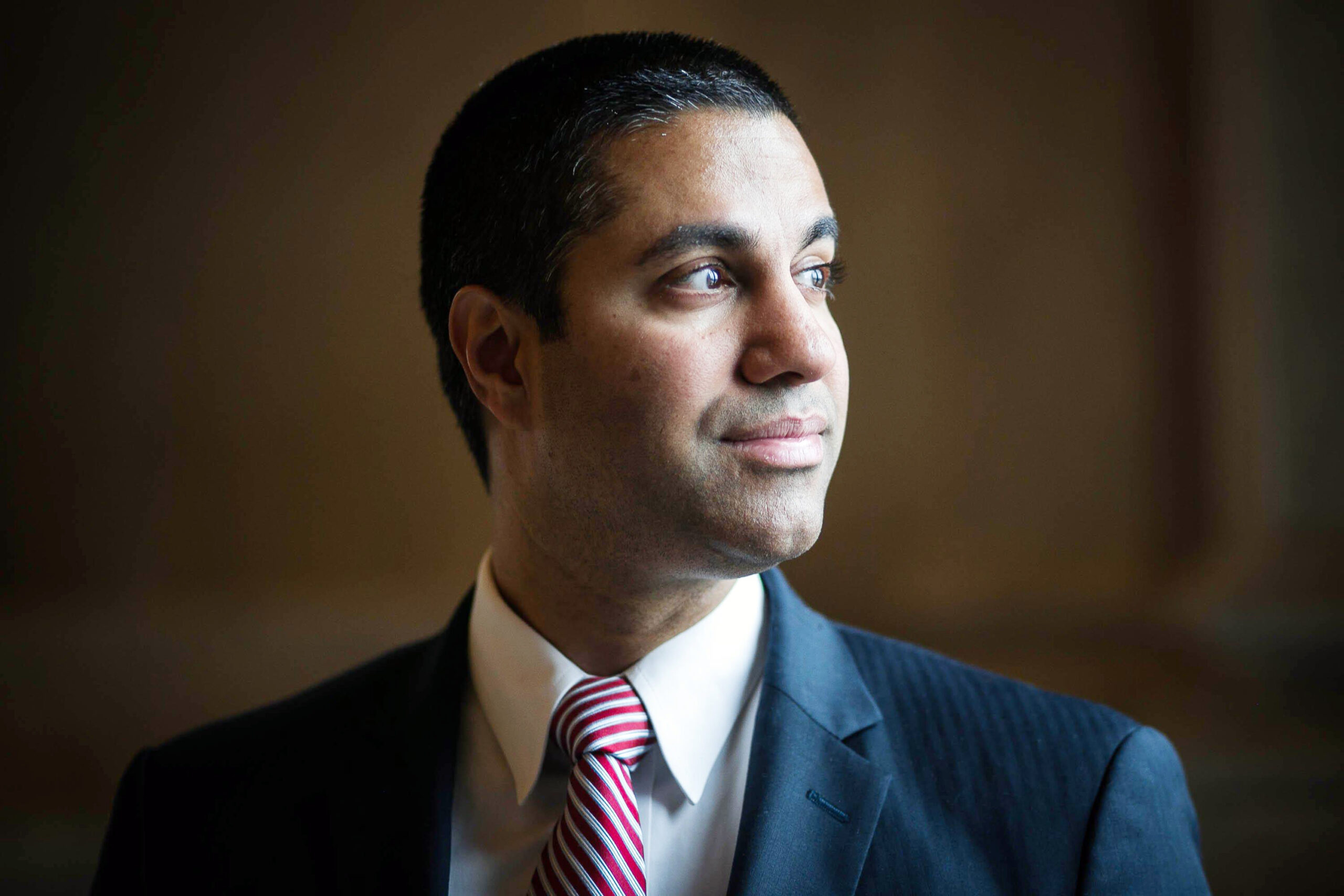 FCC Chairman Ajit Pai wins praise for progress, criticism over deregulation