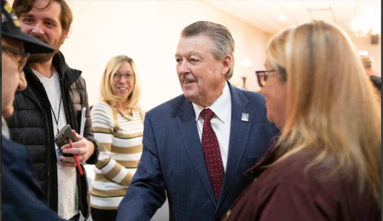 Pennsylvania Senate delays seating member over last minute election challenge