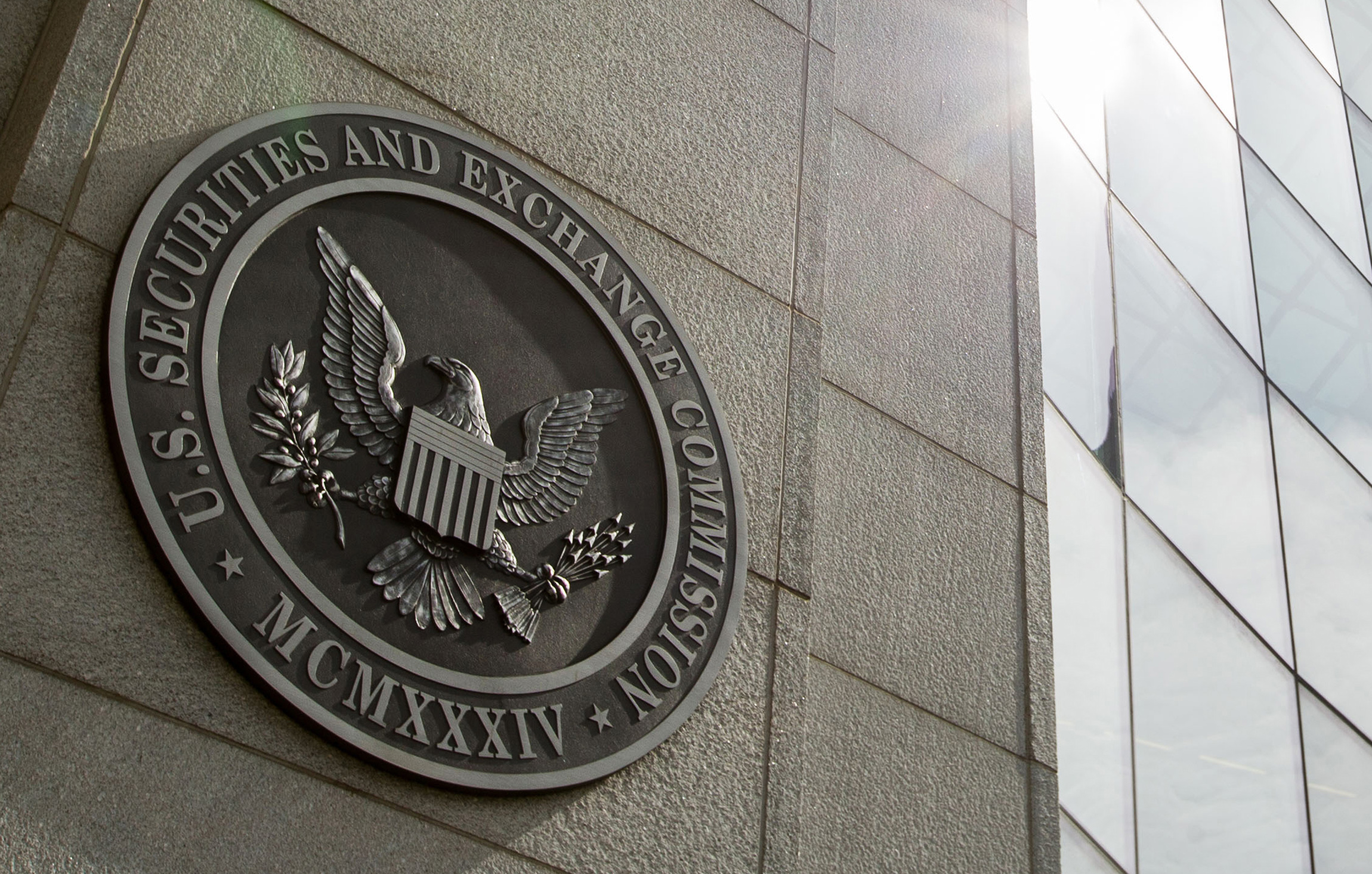 Chief of SEC whistleblower office to leave