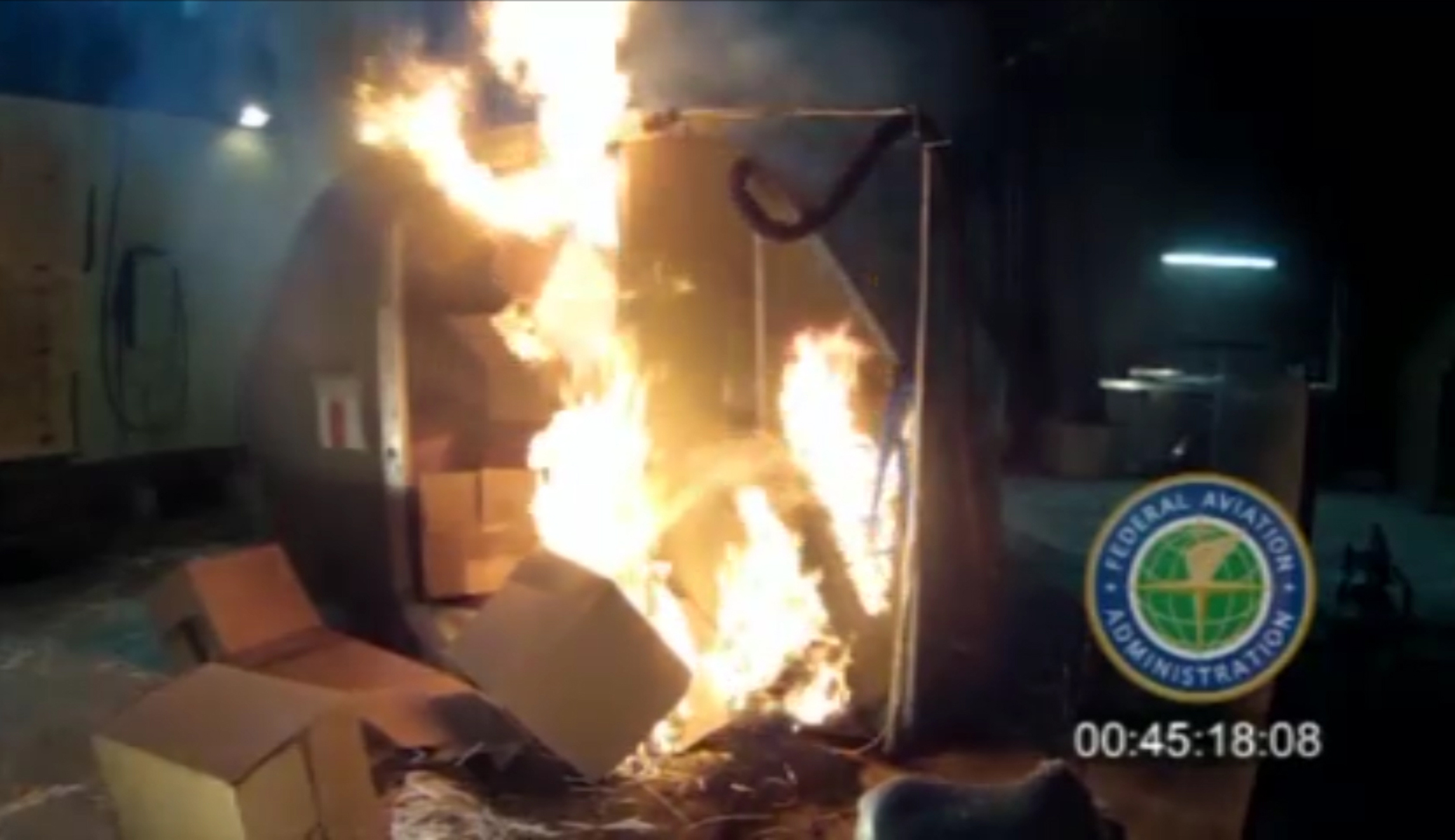 FAA pushes for ban on laptops in checked bags over fire, explosion risk