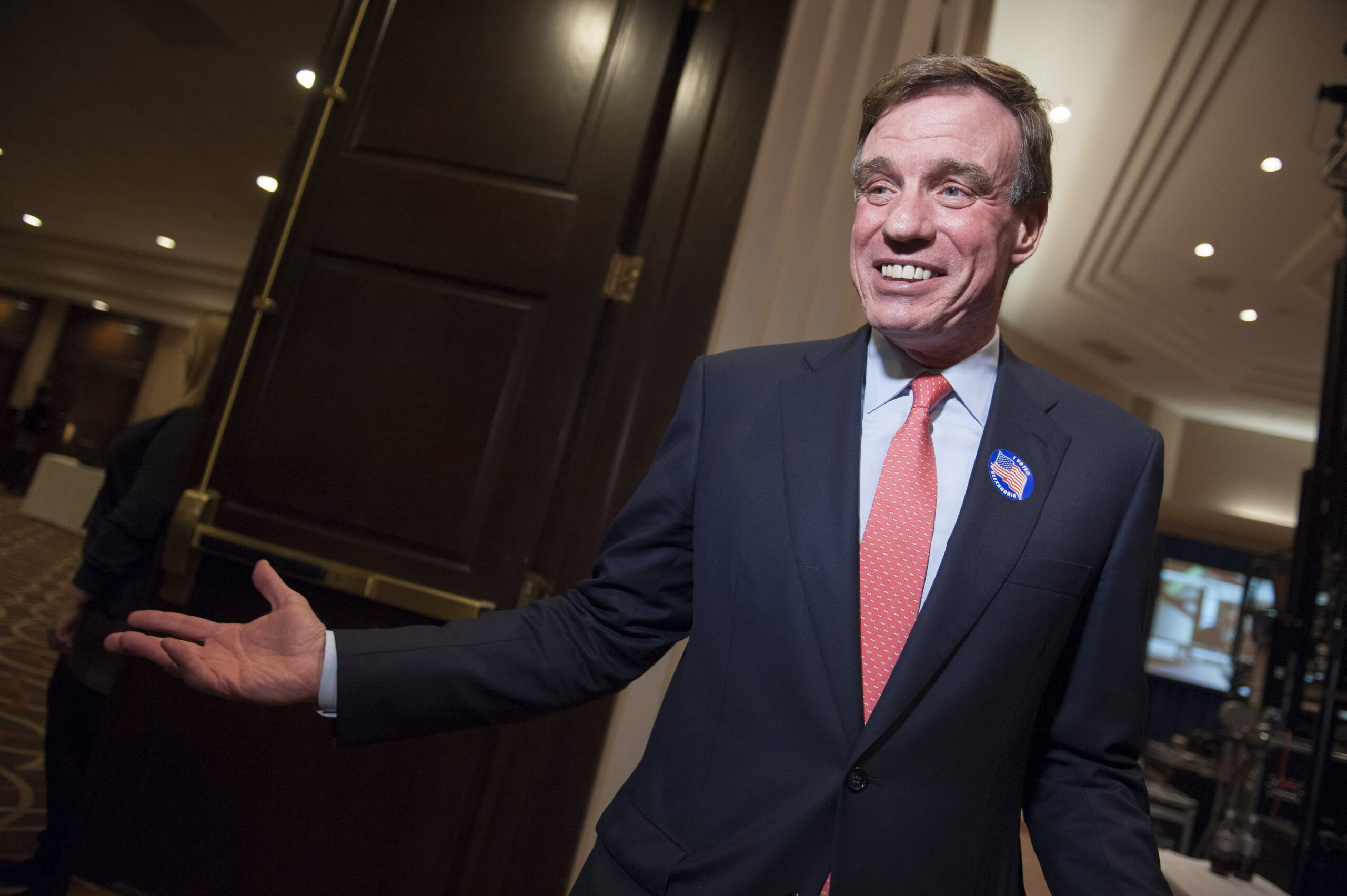 At Virginia Shad Planking, Senate candidates face political and culinary challenges