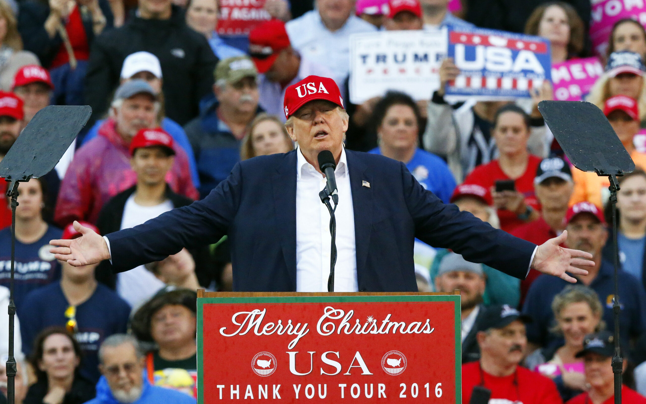 Trump schedules his first rally since taking office