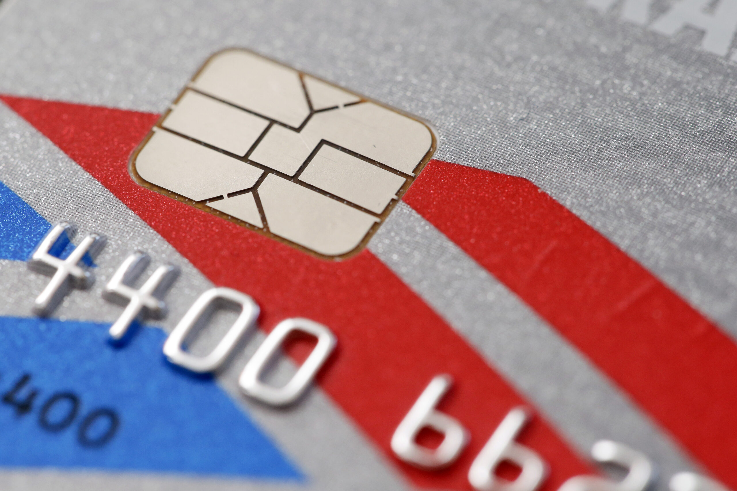 FBI: Credit cards with chips aren’t fraud-proof