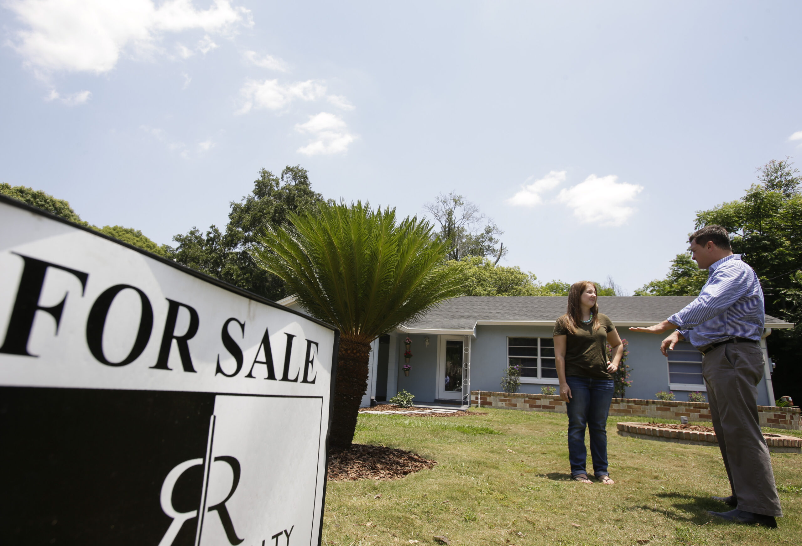 Average US 30-year mortgage rate down to 4.12 pct.