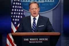 ‘That’s a cute question’: Spicer won’t say if he believes Trump’s wiretap claims