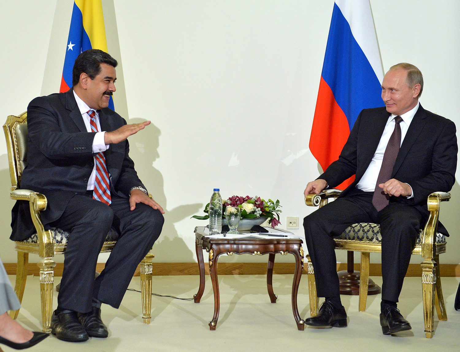 Lawmakers see opening for Russia in Venezuelan crisis