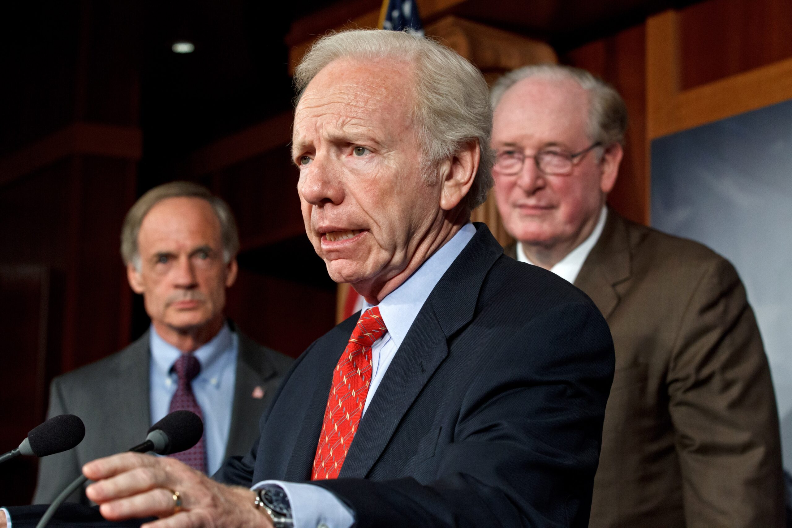 Senate advances cybersecurity bill for vote