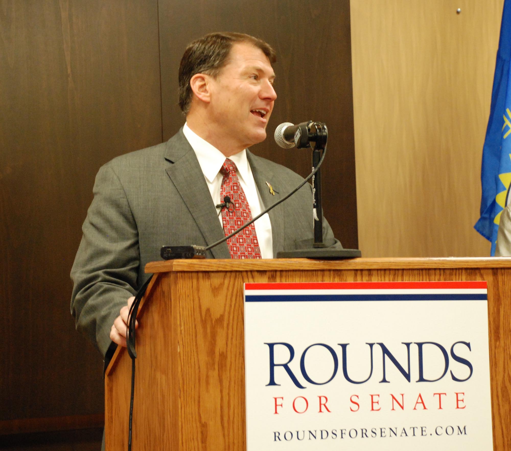 South Dakota’s Mike Rounds took in more than $516,000 during quarter