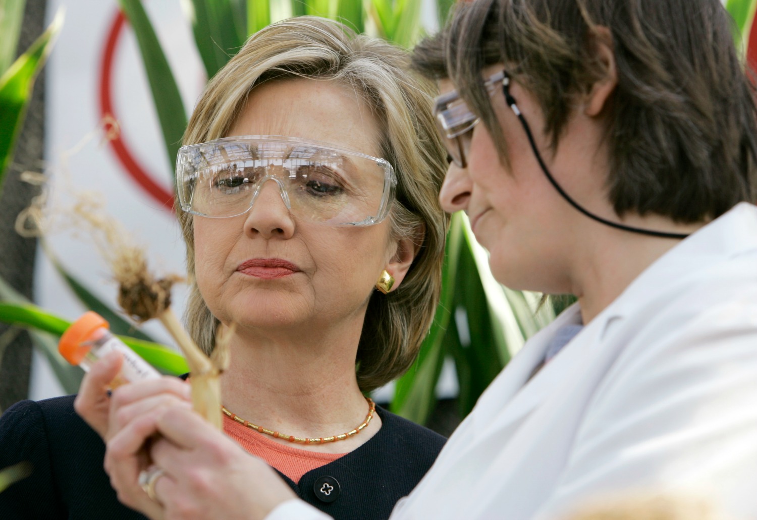 Emails: Clinton team mulled repeal of EPA’s ethanol program