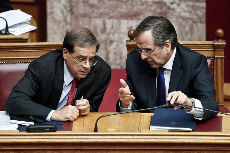 Greek governing coalition wins confidence vote