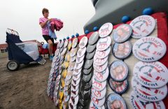 Clinton camp vetoes anti-TPP plank, rankling Sanders backers