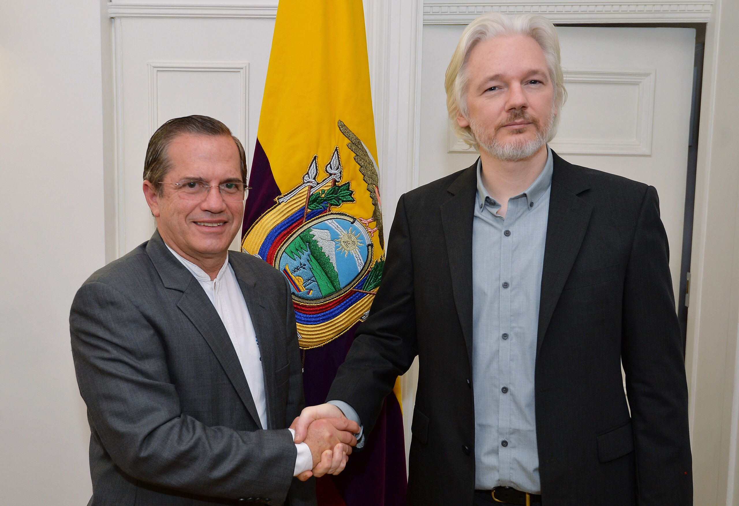 Ecuador revokes Assange’s citizenship as Wikileaks asks public for help