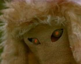 Carly Fiorina’s Demon Sheep Attack Ad