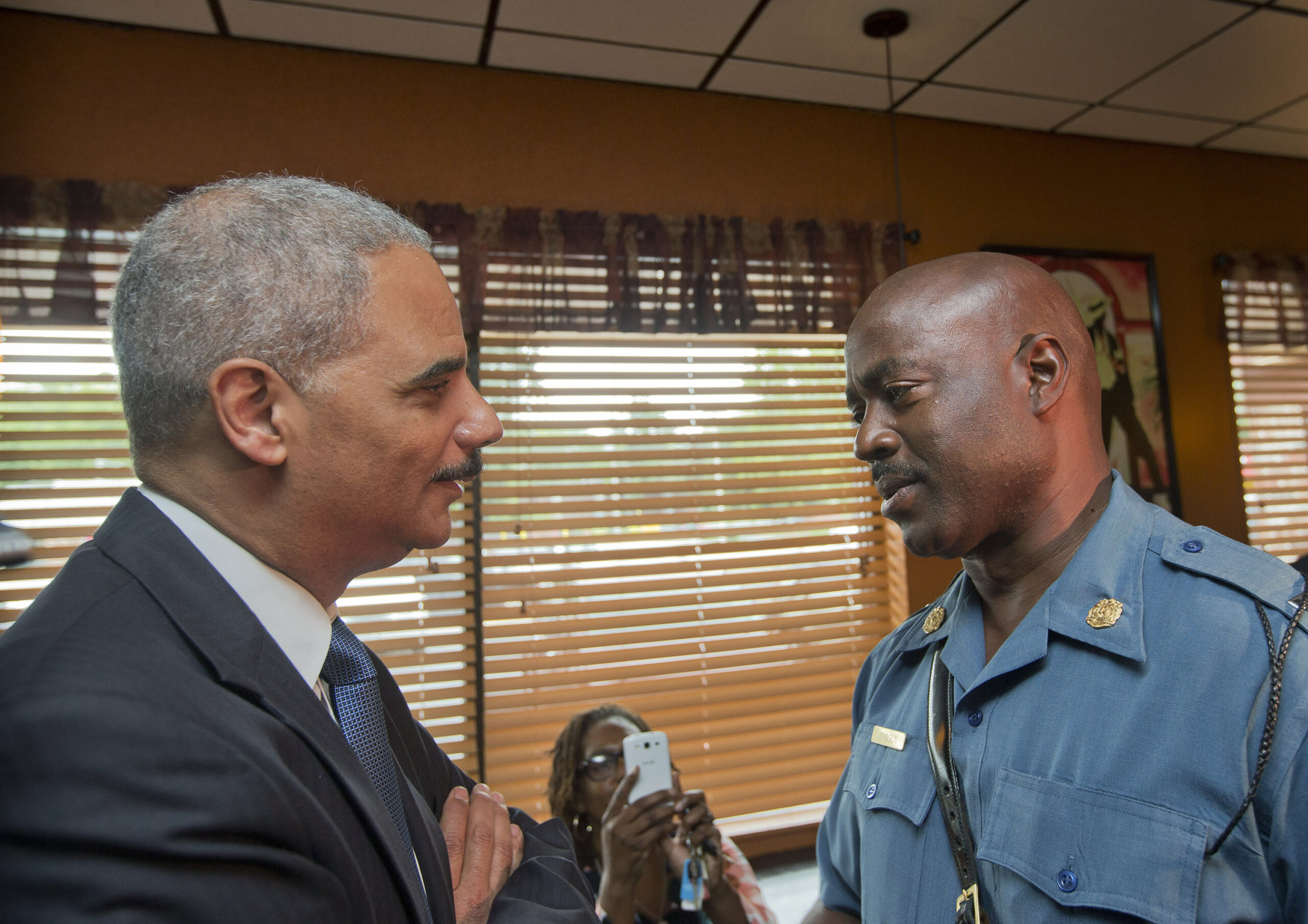 Activist groups hail expected DOJ probe into Ferguson police