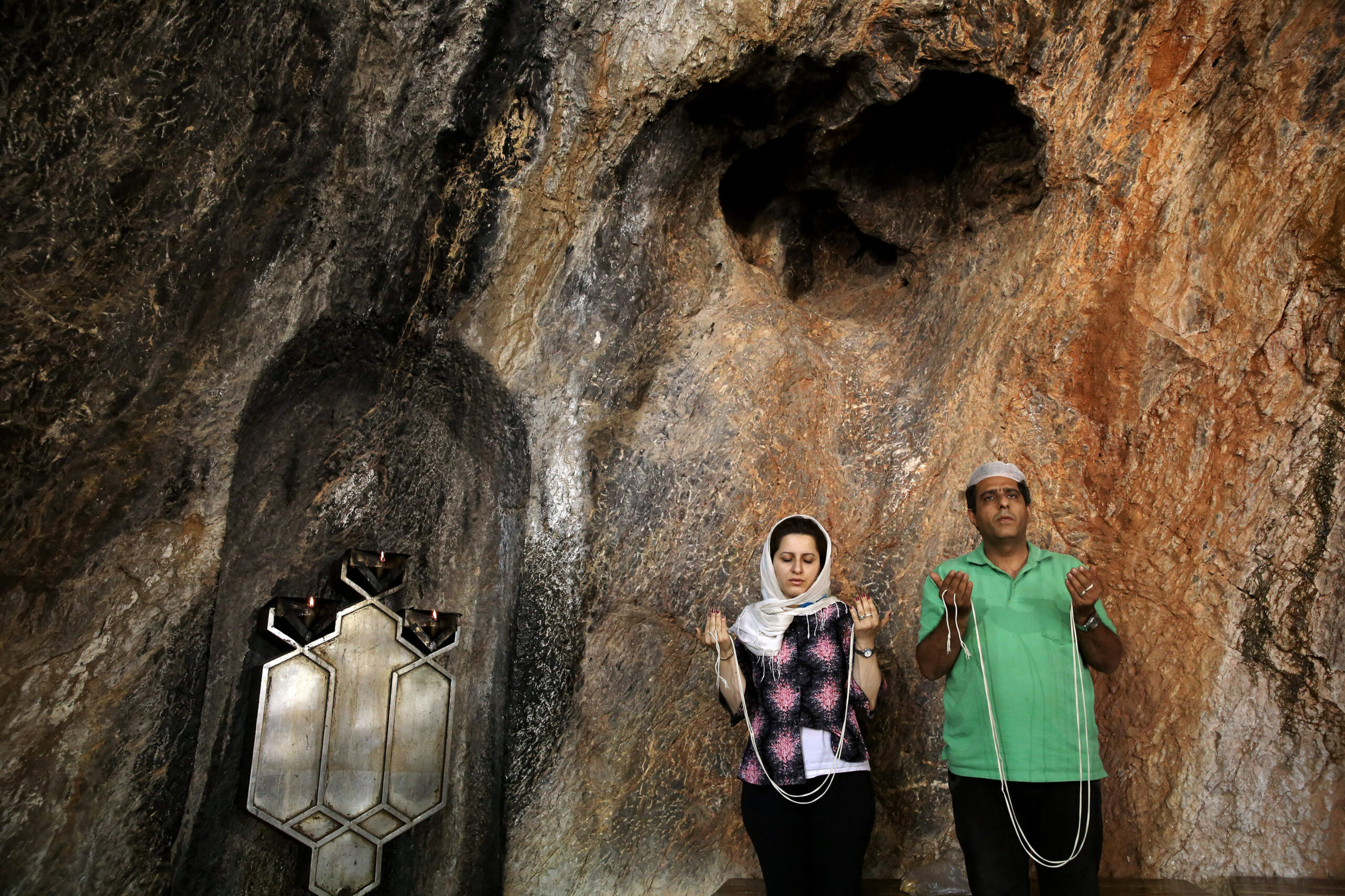 Iran’s Zoroastrians celebrate Persian roots